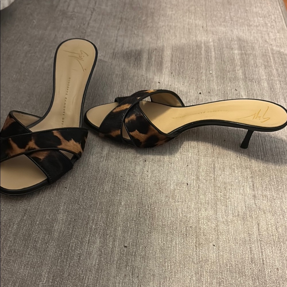 Vero Cuoio Brown and Black Heels with Stiletto